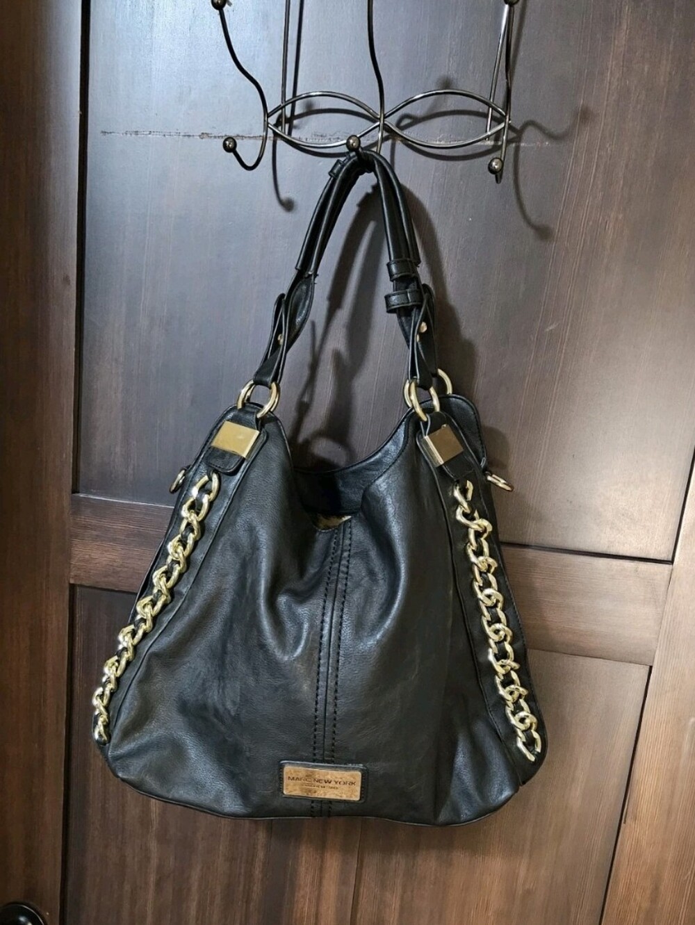 EUC Marc New York Large Black Leather Purse Bag Tote Gold Tone Hardware & Chains